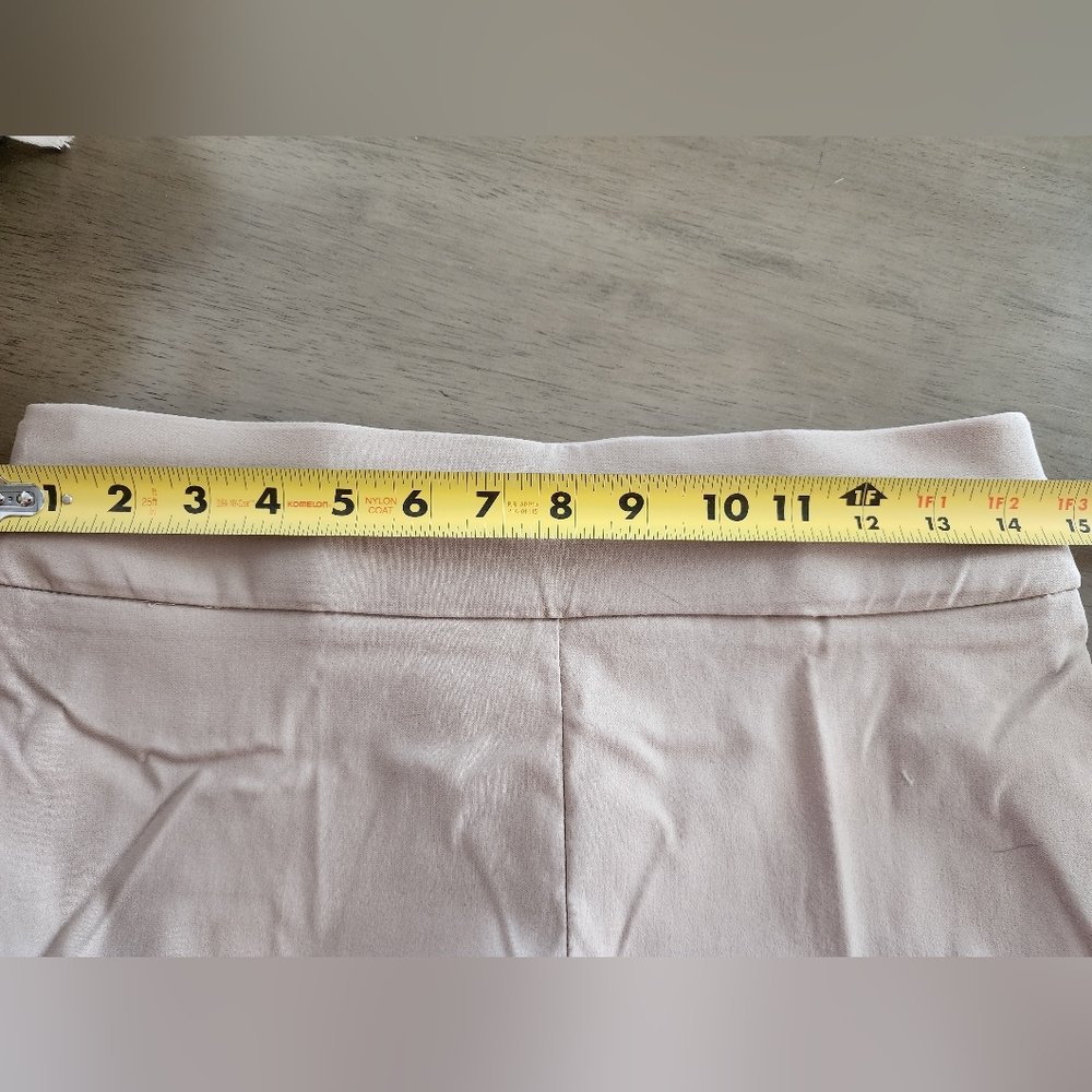 APT 9 Brynn Shorts Size 4 - Picture 2 of 5